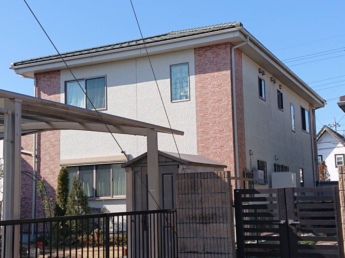 素材感を活かし より上質な外壁へ