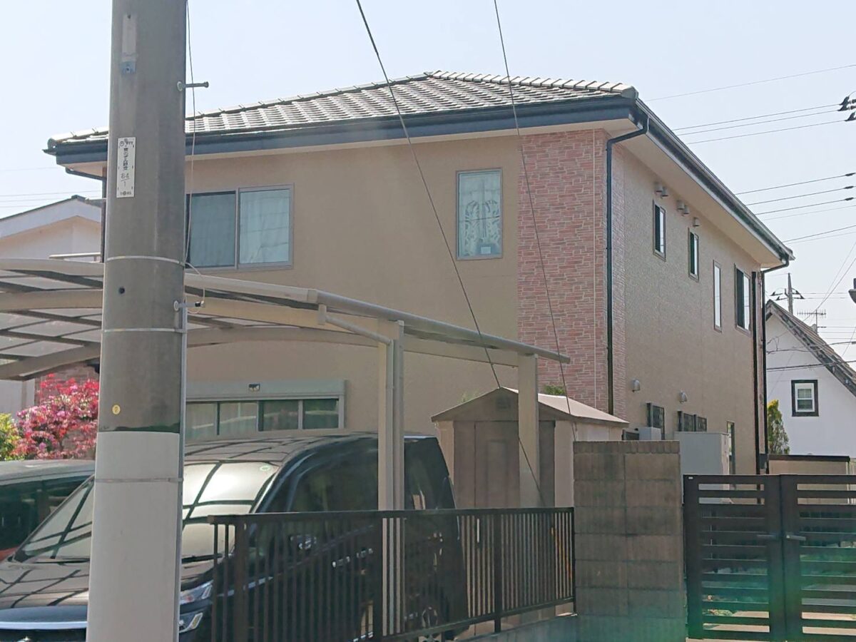 素材感を活かし より上質な外壁へ