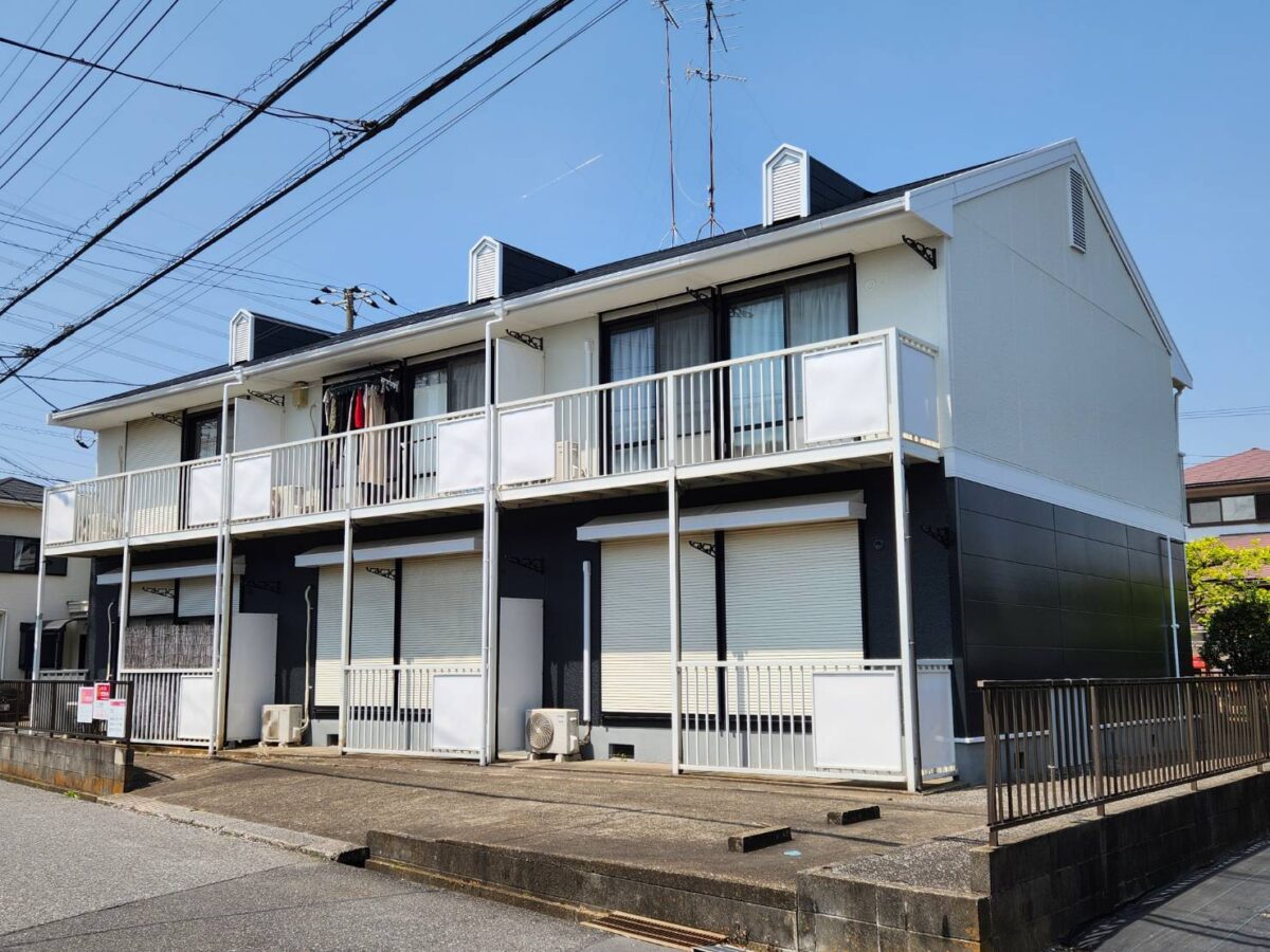 無機塗料で施工し今後のメンテナンス頻度を抑えオーナー様も入居者様も安心の施工