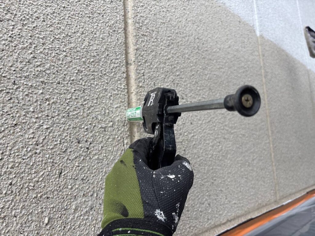 下地処理クラック補修