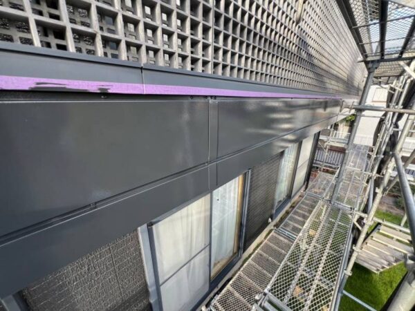 千葉県市原市S様邸　付帯塗装（帯板・外灯・ポスト塗装）