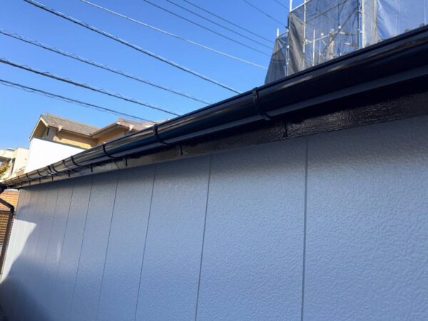 千葉県習志野市S様邸　車庫 付帯塗装（破風・木部・縦樋・横樋・鉄部塗装）