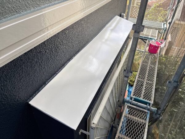 千葉県千葉市M様邸　付帯塗装（霧除け・ポスト・鉄骨柱塗装）