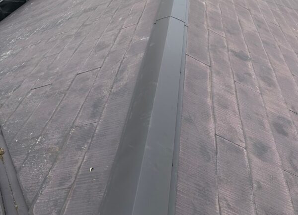 千葉県袖ケ浦市K様邸 　屋根棟板金交換工事