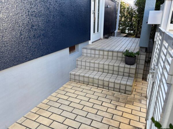 千葉県千葉市M様邸　基礎塗装