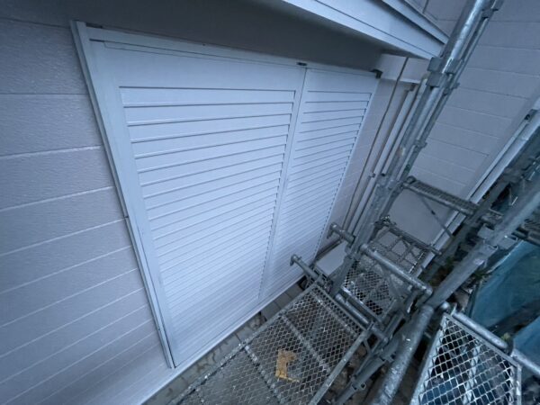 千葉県市原市K様邸　付帯塗装（雨戸・木部・鉄部塗装）