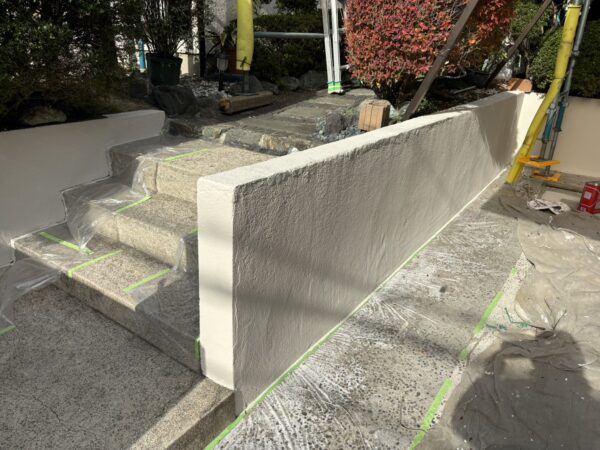 千葉県市原市K様邸　付帯塗装（外灯・車庫外構塗装）