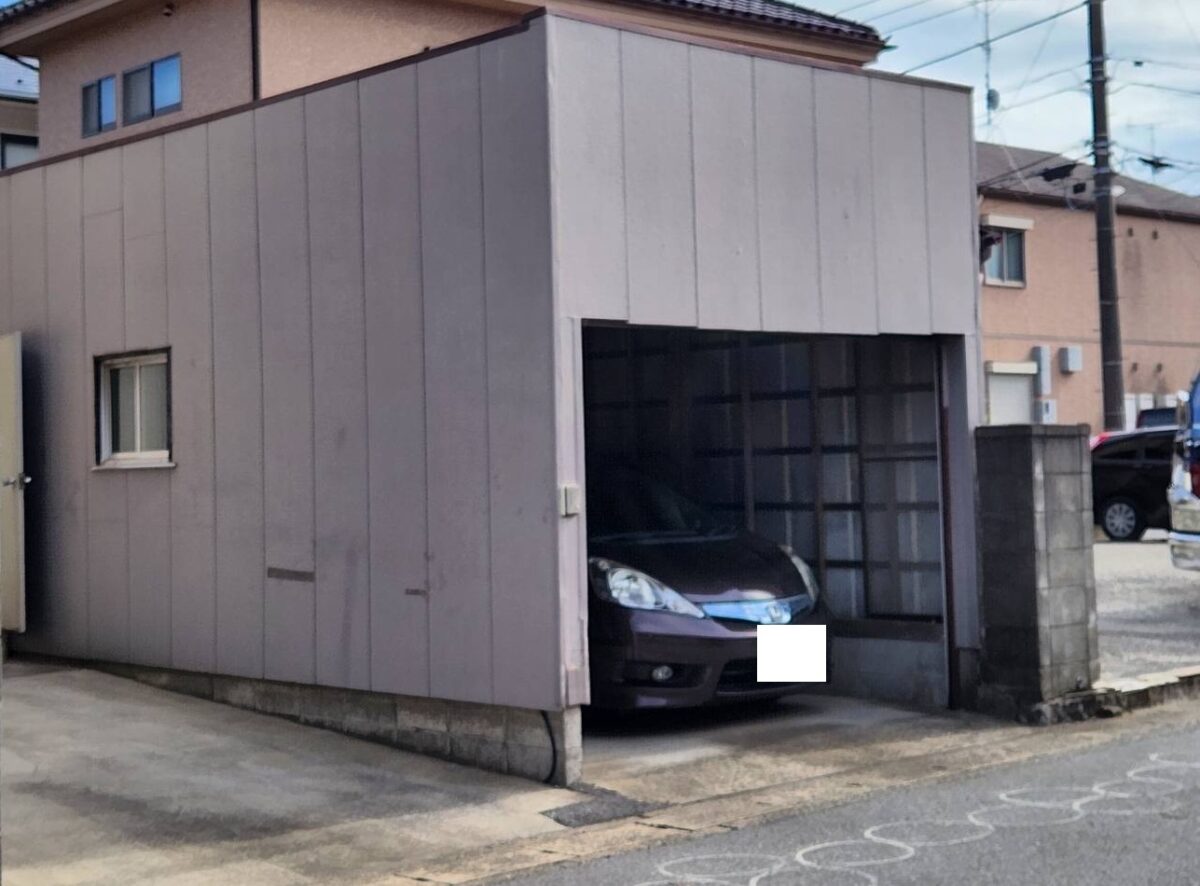 より清潔感のある車庫へ