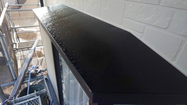 千葉県市原市N様邸　付帯塗装（シャッターBOX・スリムダクト・出窓塗装）