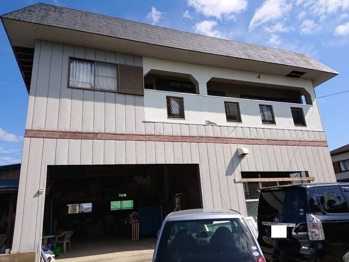 ツートンカラーがつくる頼れる外観