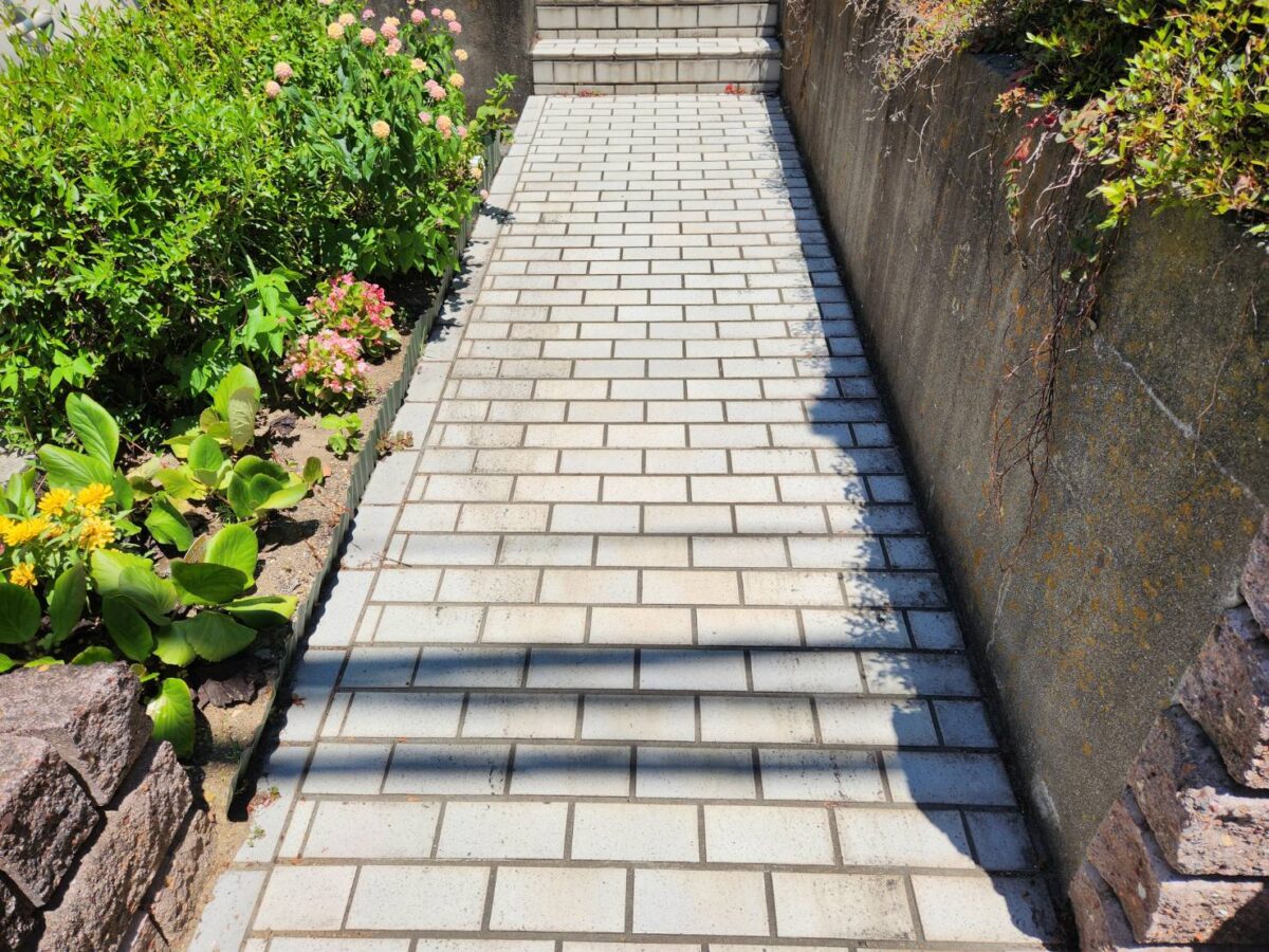 汚れの付着を軽減し清掃性の向上へ