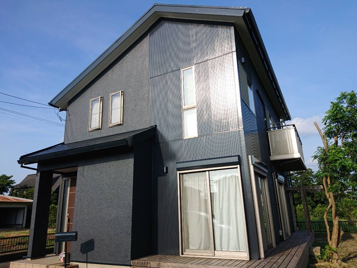 凛とした美しさ　唯一無二の存在感