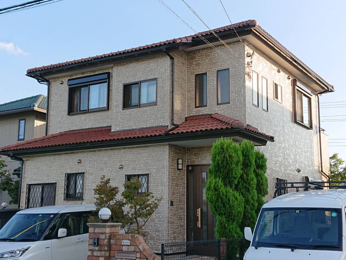 「ダブルトーン工法」で高級感。蘇る石目調の立体感