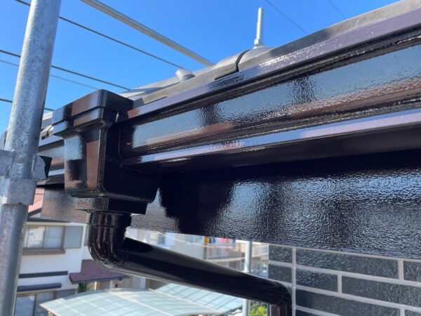 千葉県市原市T様邸　付帯塗装（破風板・横樋塗装）