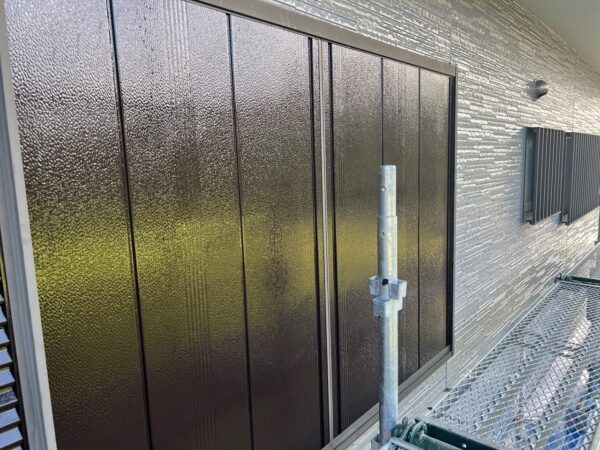 千葉県いすみ市O様邸　付帯塗装（横樋・戸袋・雨戸塗装）