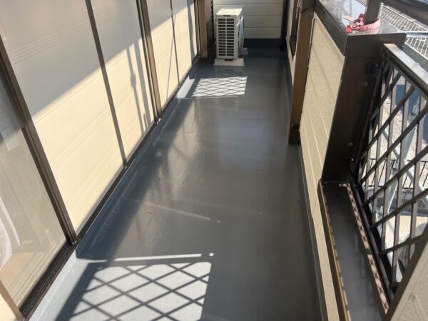 千葉県市原市O様邸　ベランダ塗装