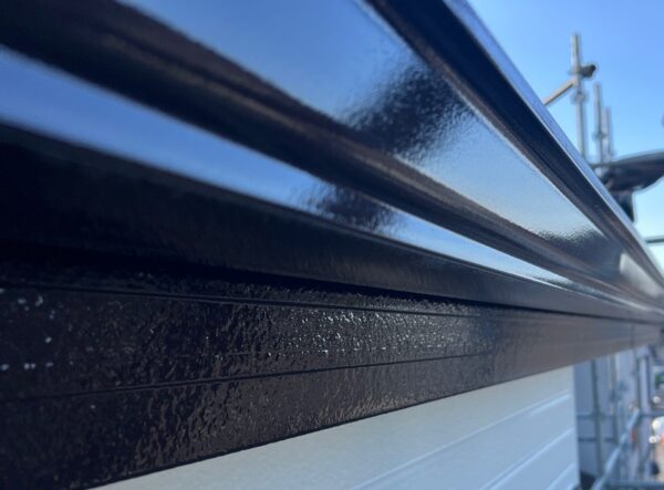 千葉県市原市O様邸　付帯塗装（破風板・横樋・霧除け塗装）