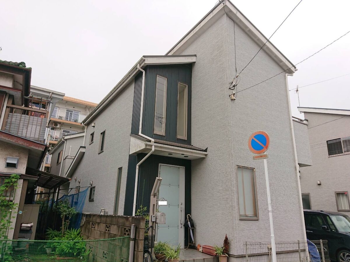 既存の造形を活かしつつ色選びでワンランク上の高級感を演出