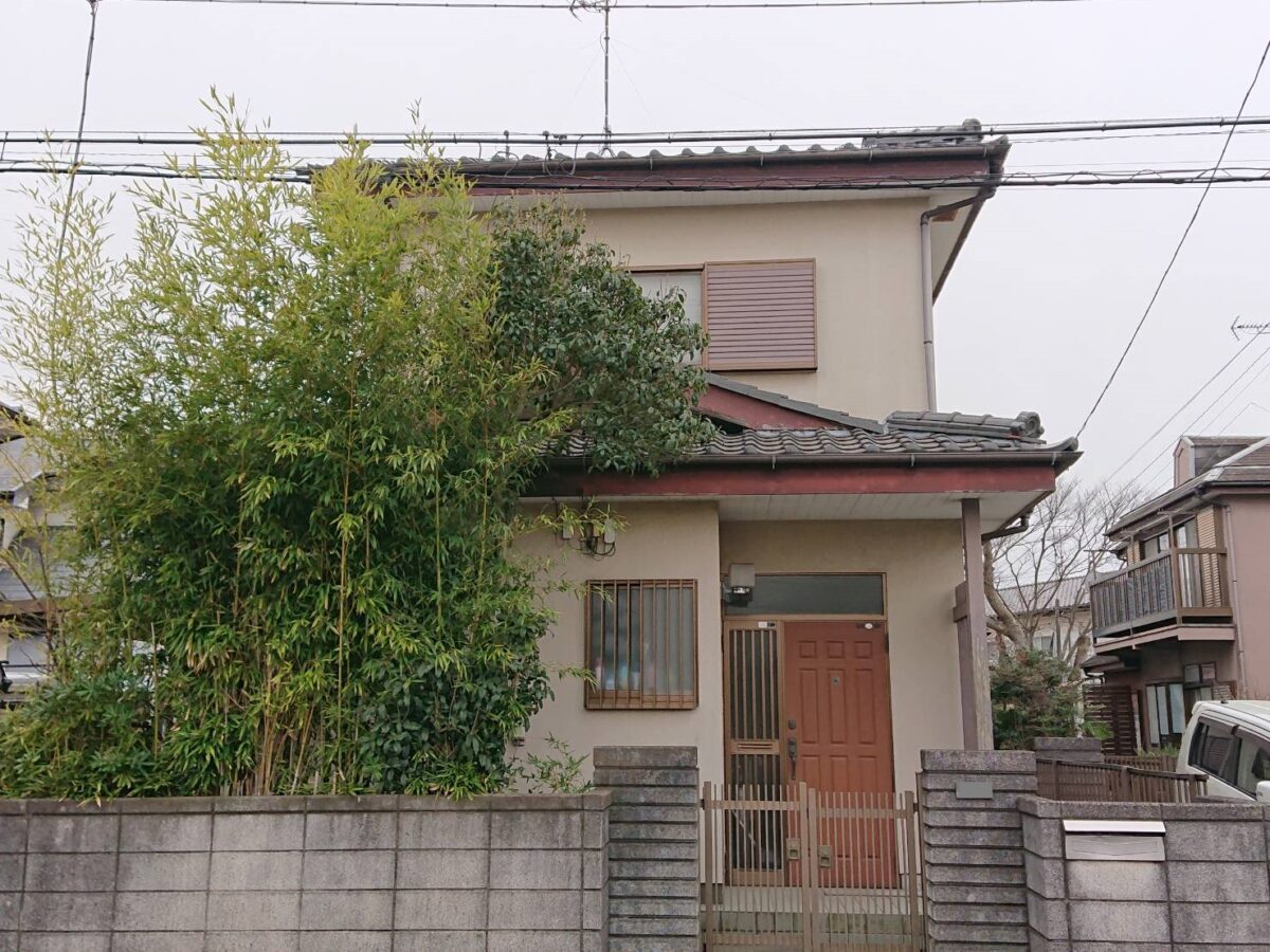 現代の暮らしに馴染む落ち着きのある住まい