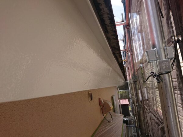 千葉県市原市N様邸　付帯塗装（軒天・破風板塗装）