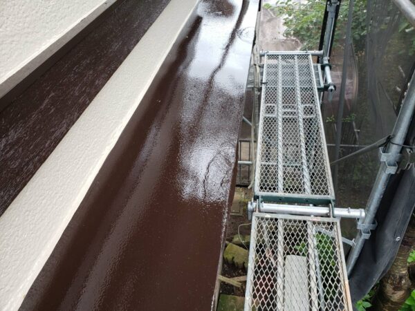 千葉県市原市I様邸　付帯塗装（帯板・霧除け塗装）