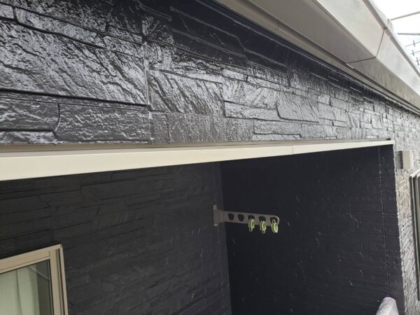 千葉県市原市F様邸　付帯塗装（庇・鉄柱・鉄部塗装）