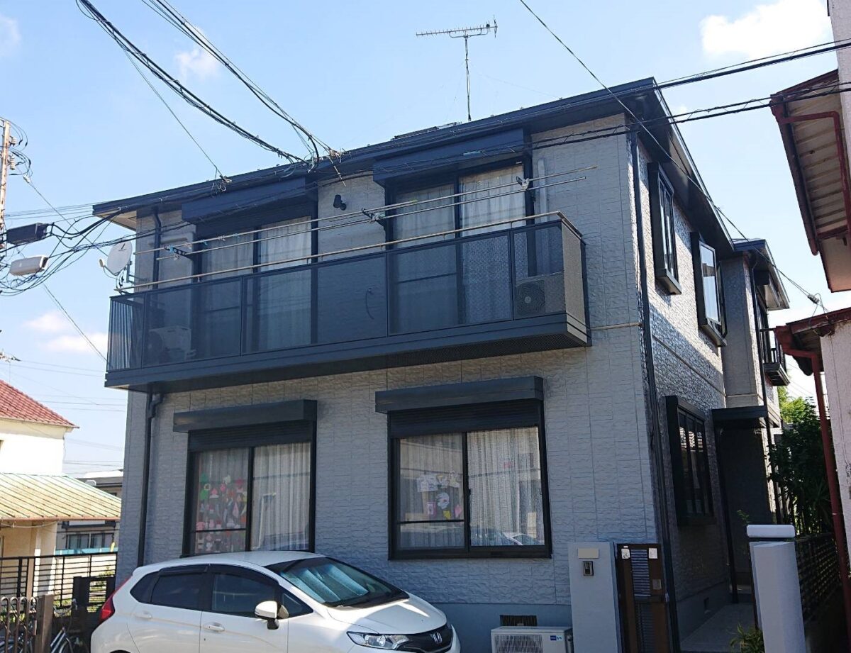 素材感を引き立てる計算された色合い