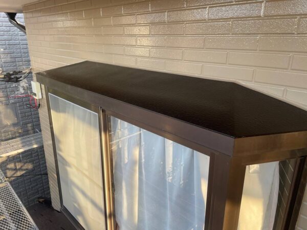 千葉県市原市T様邸　付帯塗装（帯板・スリムダクト・霧除け塗装）