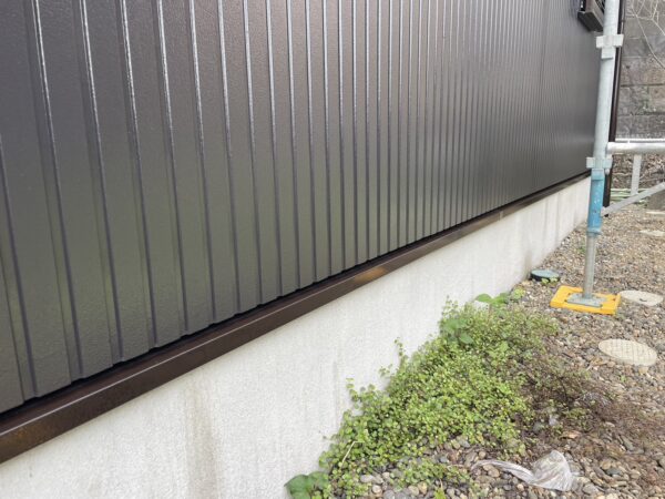 千葉県市原市I様邸　付帯塗装（シャッターBOX・外灯・水切り塗装）