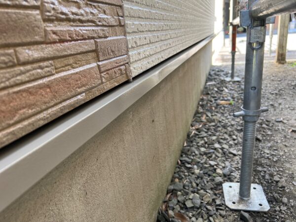 千葉県市原市T様邸　付帯塗装（ガスメーターパイプ・水切り塗装）