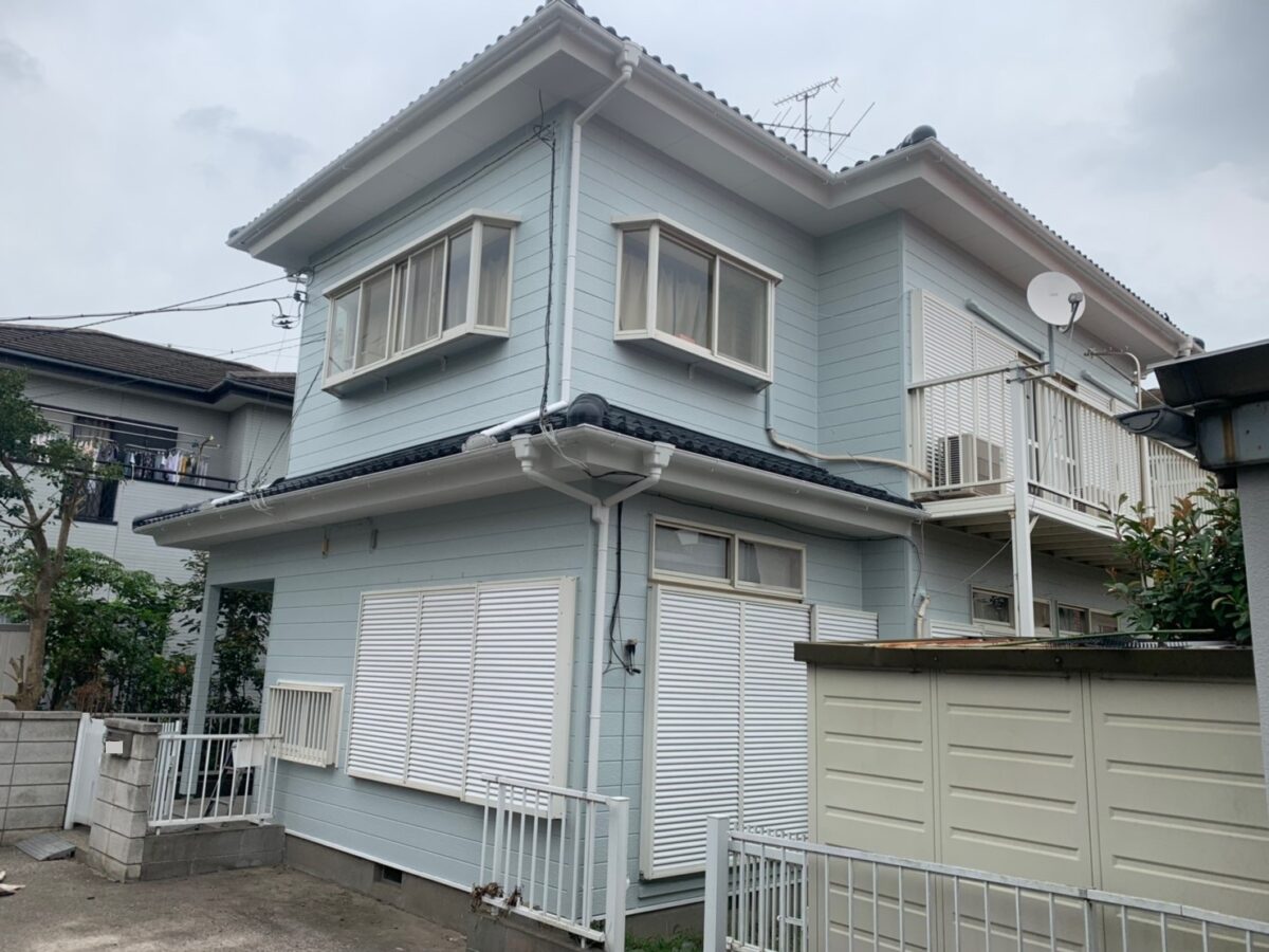 経年のくすみをリセット 街並みに映える爽やかリニューアル