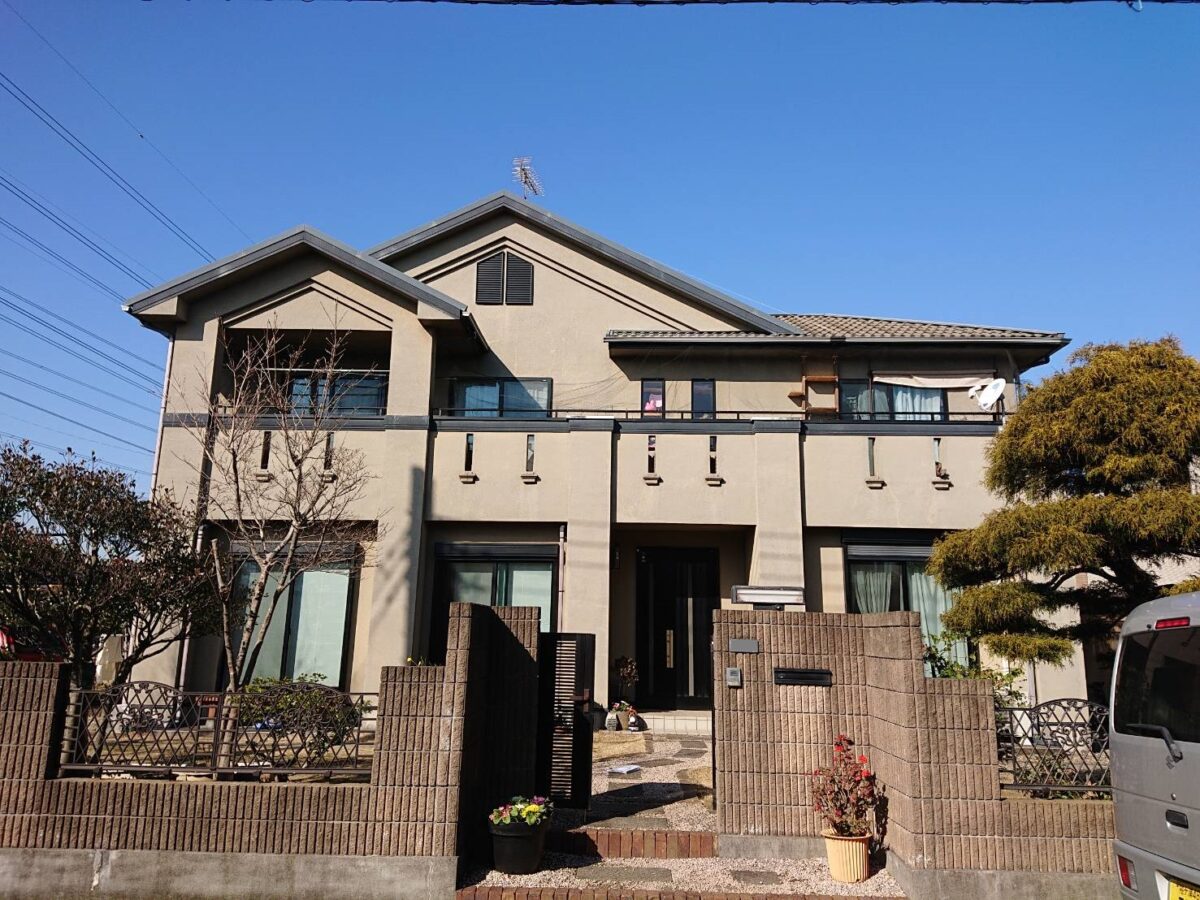 洗練された配色で伝統的な佇まいにモダンな雰囲気を