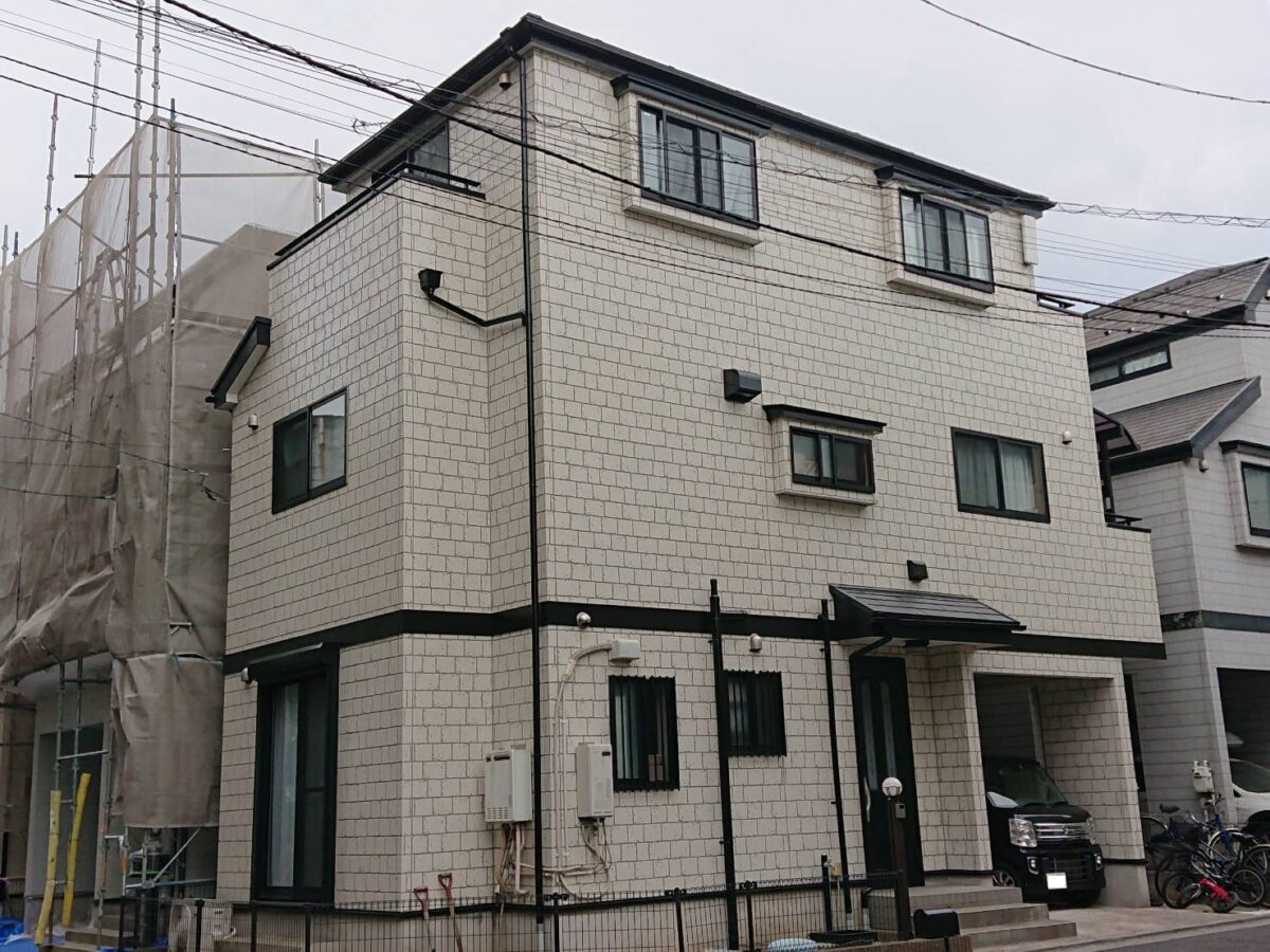 デザインと耐久性を両立した表情豊かな外壁塗装