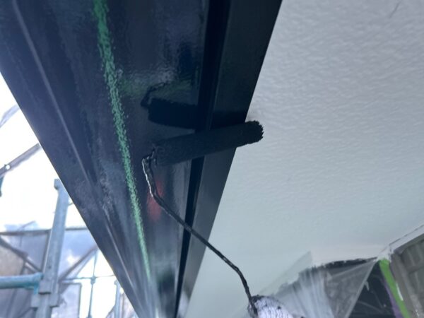 千葉県市原市アパート　付帯塗装（軒天・破風板・帯板）