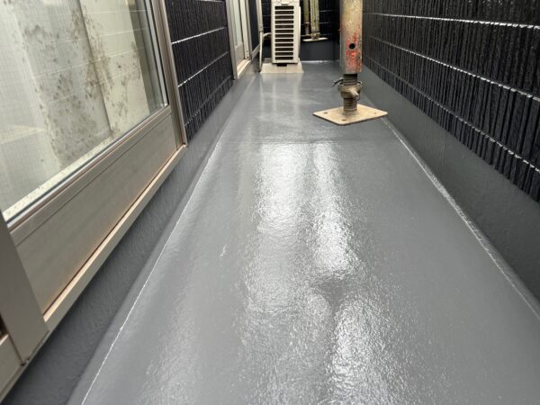 千葉県市原市E様邸　ベランダ塗装