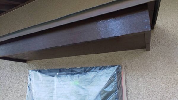 千葉県市原市S様邸　付帯塗装（軒天・庇・破風塗装）