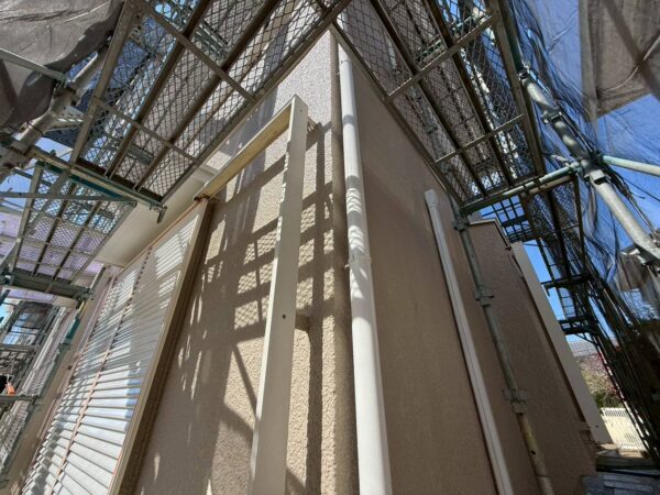 千葉県市原市I様邸　付帯塗装（縦樋・雨戸・帯板塗装）