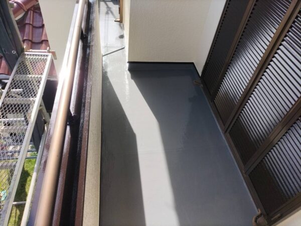 千葉県市原市K様邸　ベランダ塗装