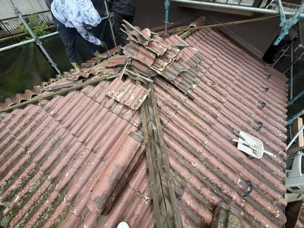 既存瓦撤去